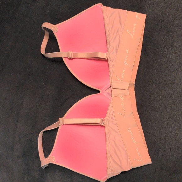 Wireless Pink Bra - Picture 2 of 4